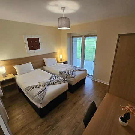 Two Bedroom Apartment Athlone Exterior foto